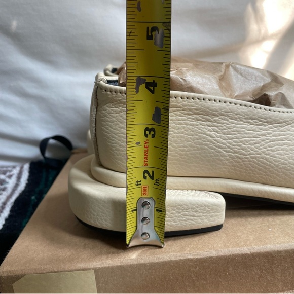 BNIB | Handmade in Nigeria | Soft Leather Graphic Heel Ivory Pumps - Picture 5 of 14